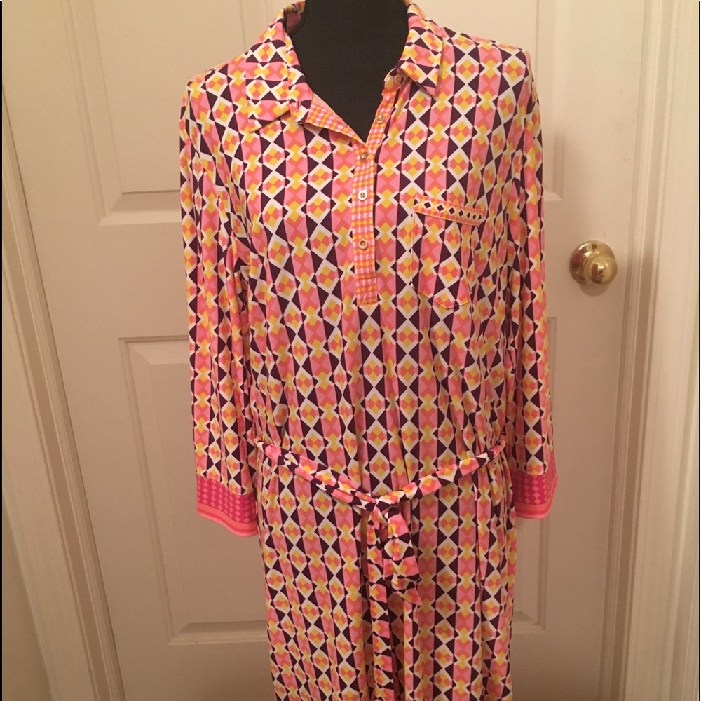 PRE-LOVED AUTHENTIC DONNA MORGAN MULTI-DESIGN 👗